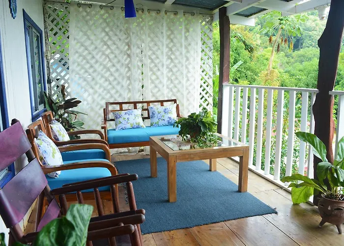 Acomodação com café da manhã  Kassandras House